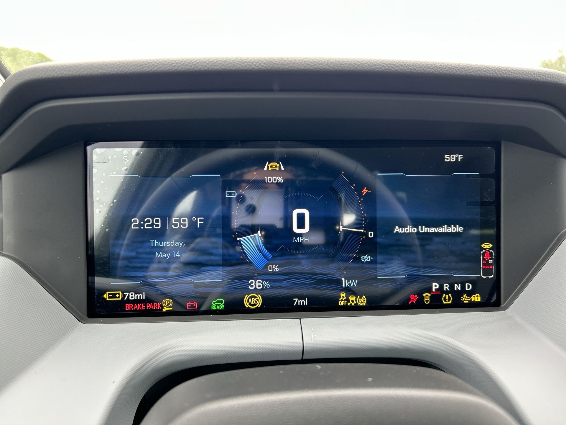 New 2027 Summit White Chevrolet LT image 12