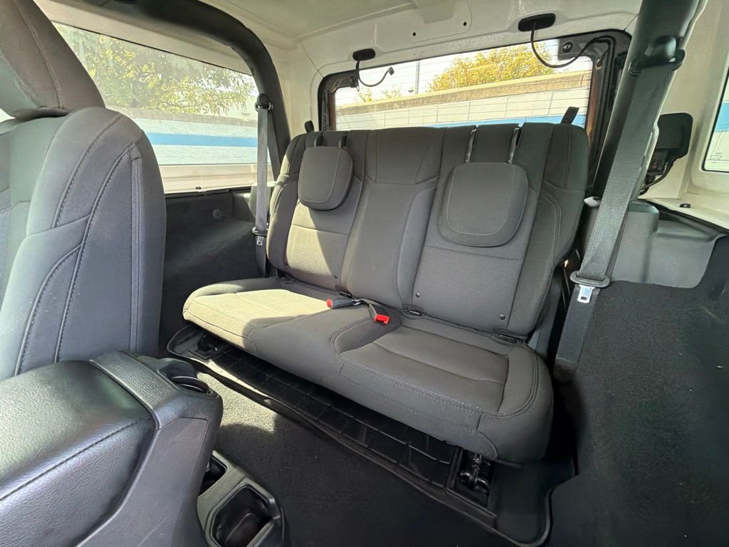 Used 2021 Crystal Metallic Jeep Willys image 18