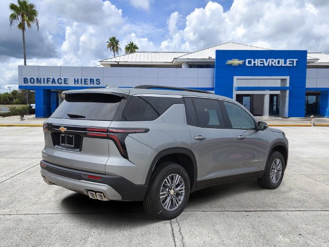 2027 Chevrolet Traverse LT - Photo 4