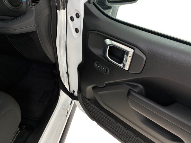 Used 2024 White Jeep Rubicon 4xe image 15
