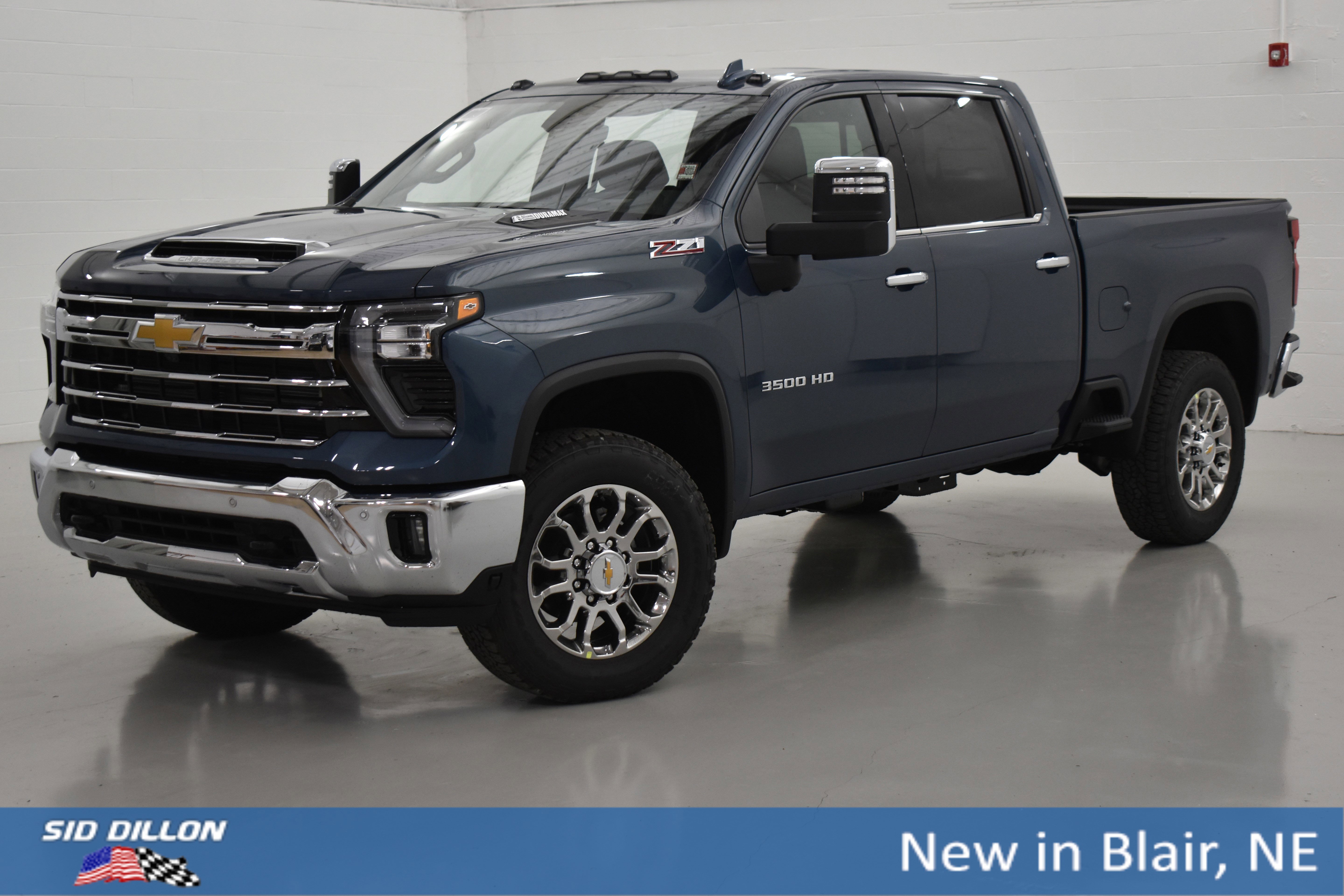 New 2026 Chevrolet Silverado 3500 HD LTZ Crew Cab in #326343 Sid