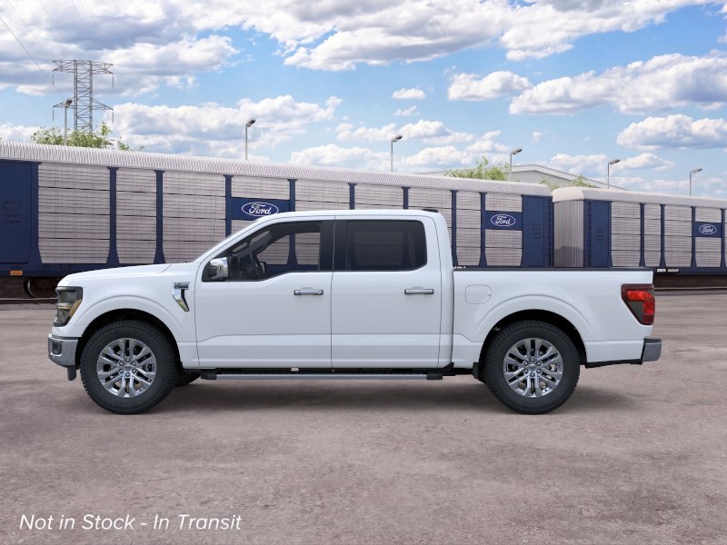 New 2026 Oxford White Ford XLT image 3