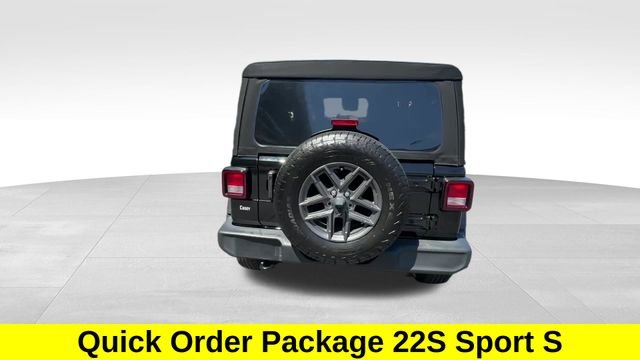 Used 2024 Black Jeep Sport S image 5