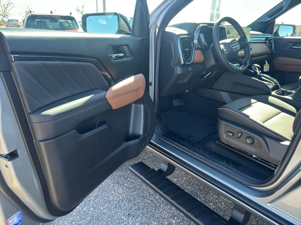 New 2026 Sterling Metallic GMC AT4 image 11