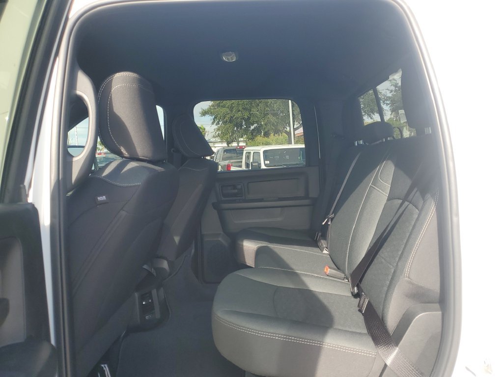 2026 RAM 3500 Tradesman - Photo 7