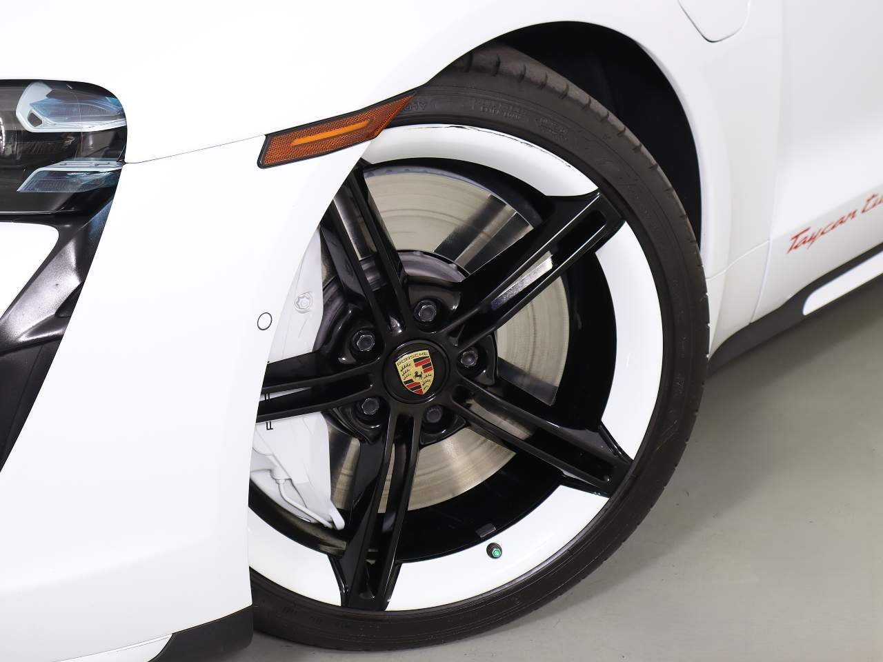 Used 2020 White Porsche Turbo image 27