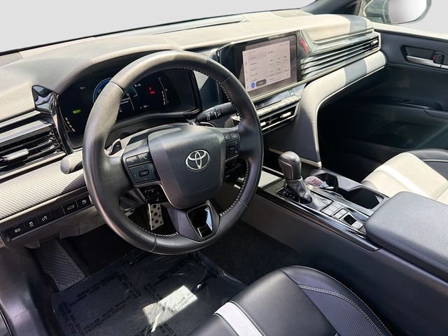 Used 2025 Gray Toyota SE image 9