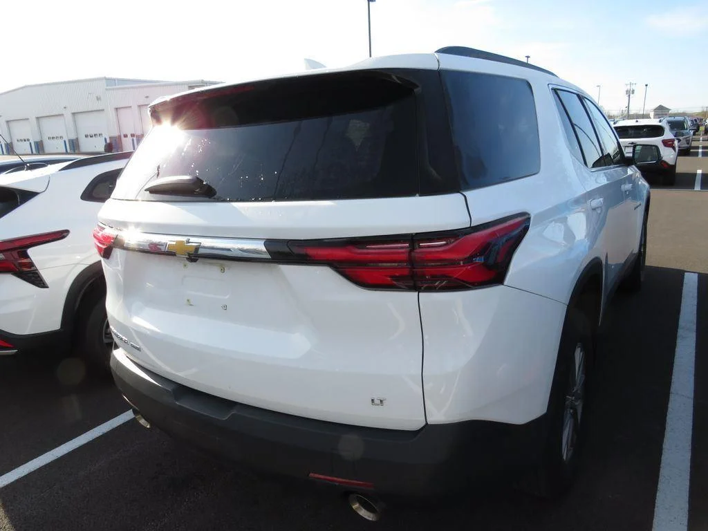 Used 2023 Summit White Chevrolet LT image 12