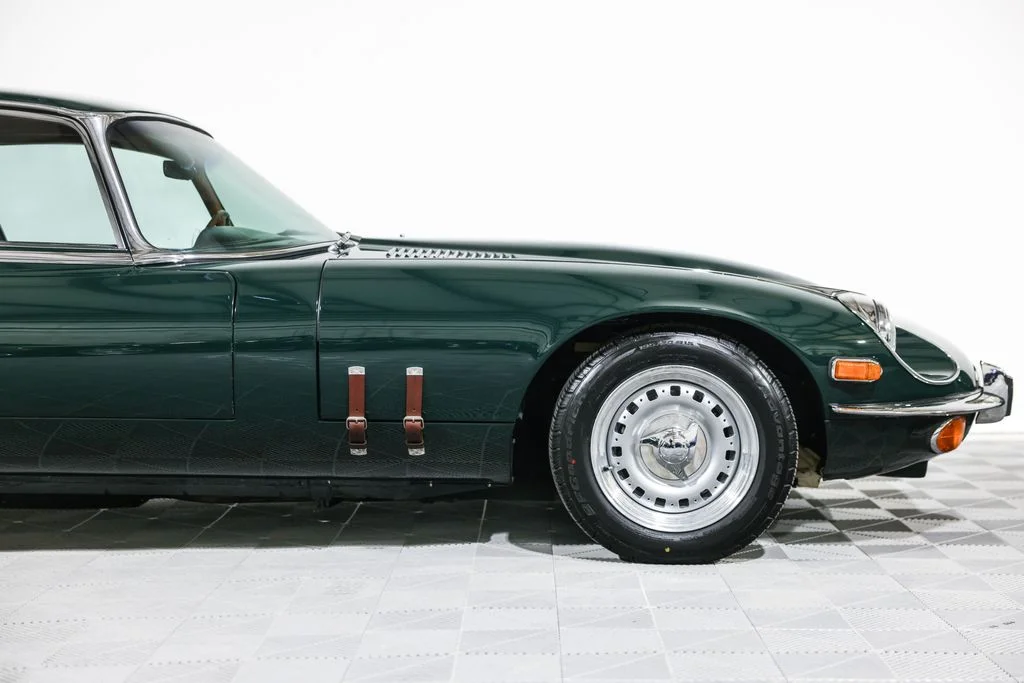 Used 1972 Green Jaguar  image 4
