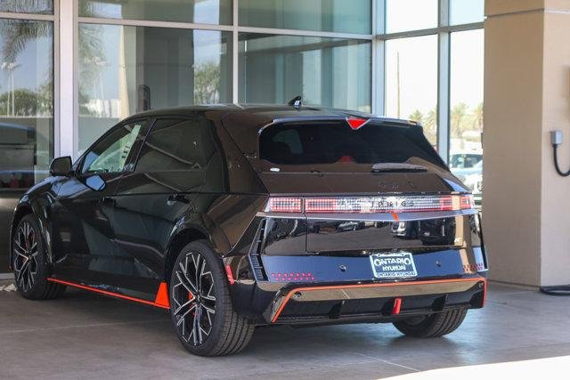 2025 Hyundai IONIQ 5 N - Photo 6