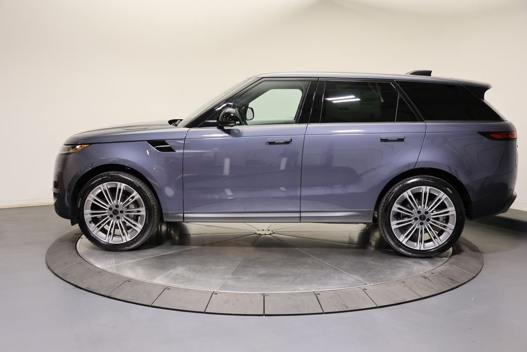 New 2026 Varesine Blue Land Rover SE image 2
