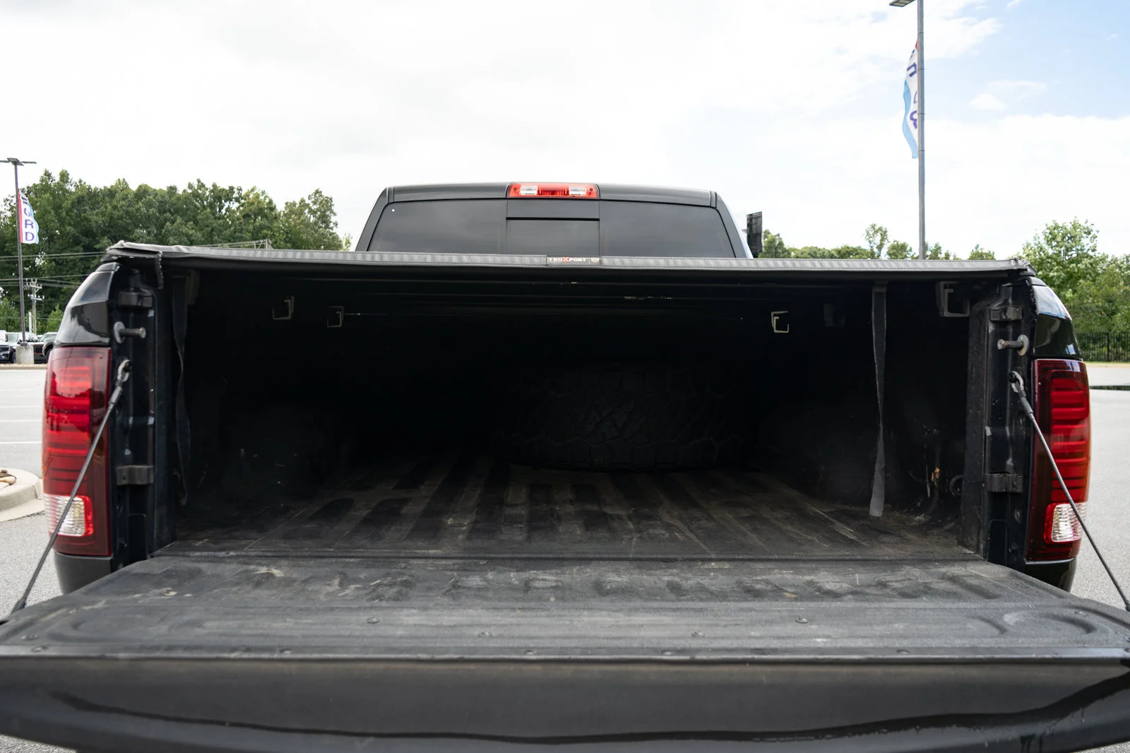 Used 2018 Black Ram Laramie image 9