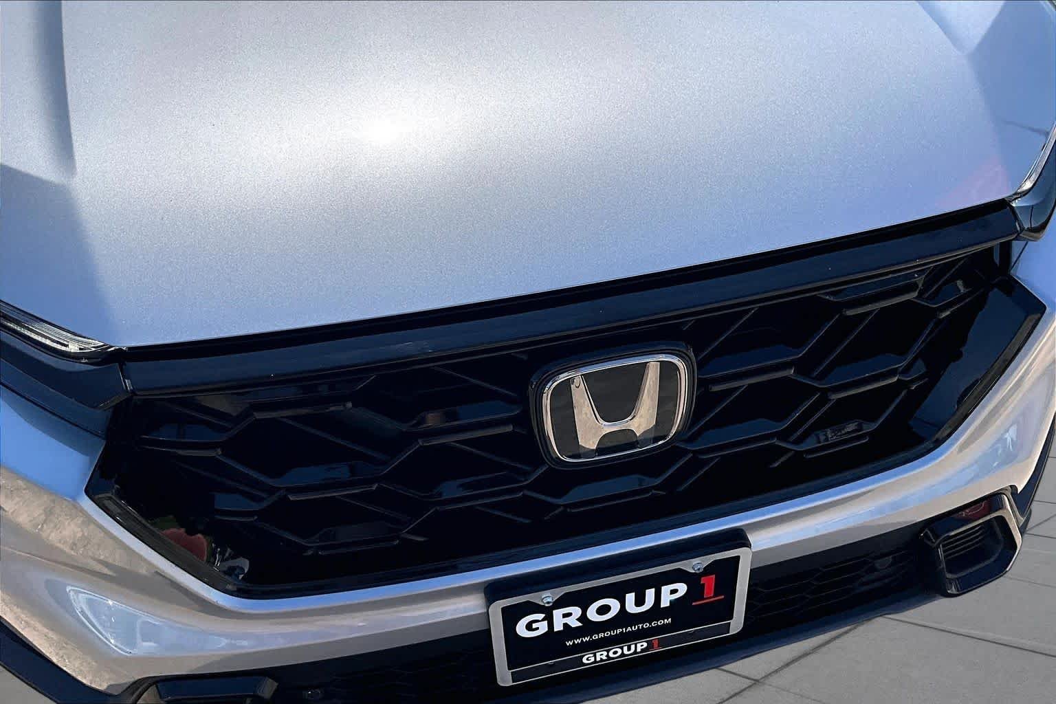Used 2024 Lunar Silver Metallic Honda Sport-L image 29