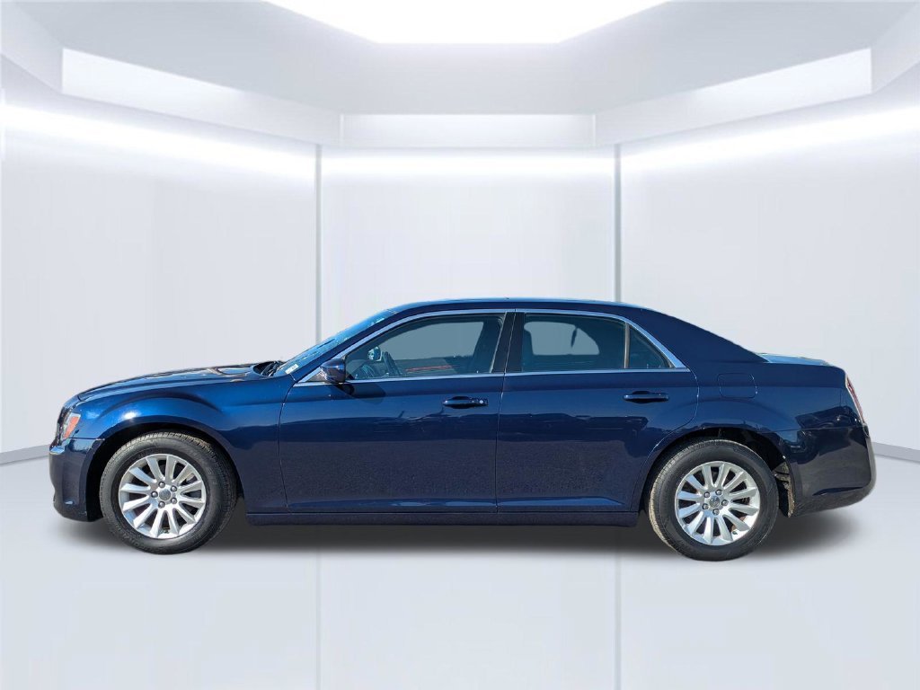 Used 2014 Blue Chrysler Base image 2