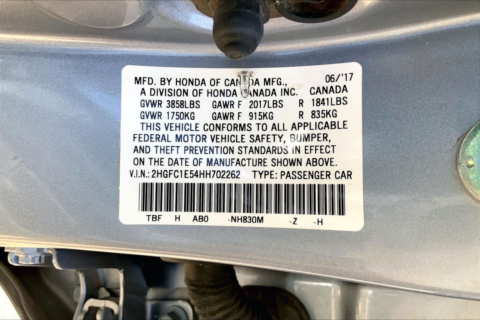 Used 2017 Modern Steel Metallic Honda Si image 29