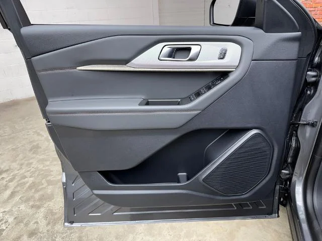 New 2026 Carbonized Gray Metallic Ford Active image 10