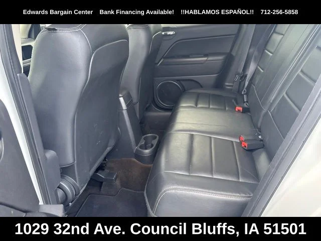 Used 2015 White Jeep Latitude image 11