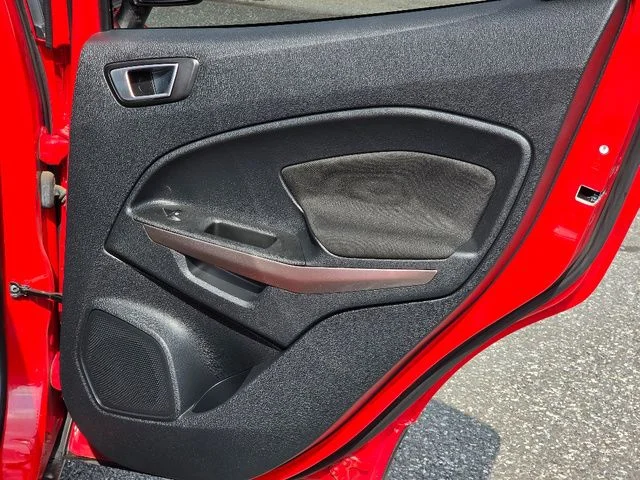 Used 2019 Race Red Ford SE image 16