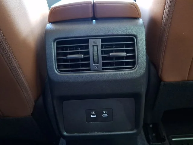 Used 2024 Gray Nissan Platinum image 32