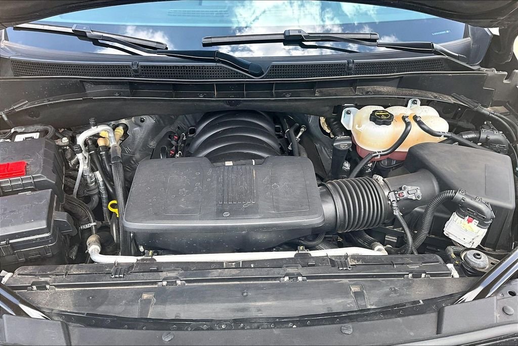 Used 2025 Black GMC Denali image 9