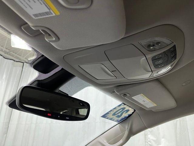 Used 2020 White Chrysler Limited image 23