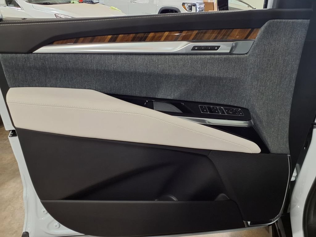 2026 Cadillac Escalade ESV Platinum Sport - Photo 11