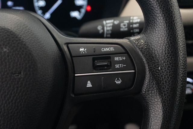Used 2023 Silver Honda LX image 10