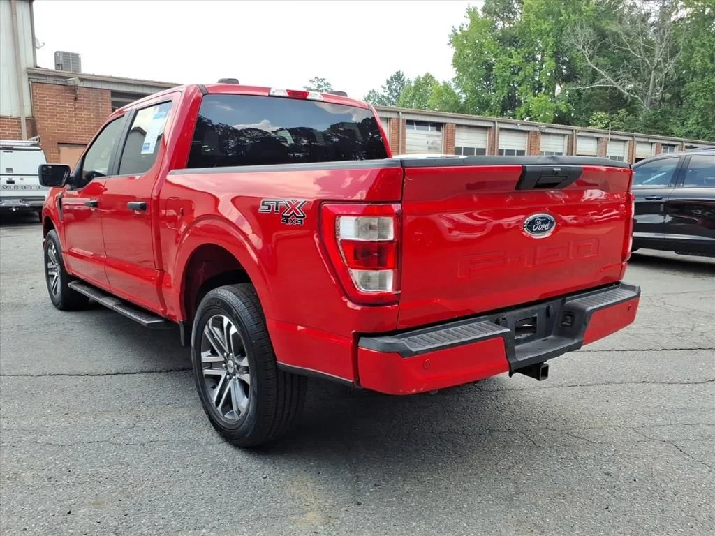 Used 2021 Red Ford XL image 35