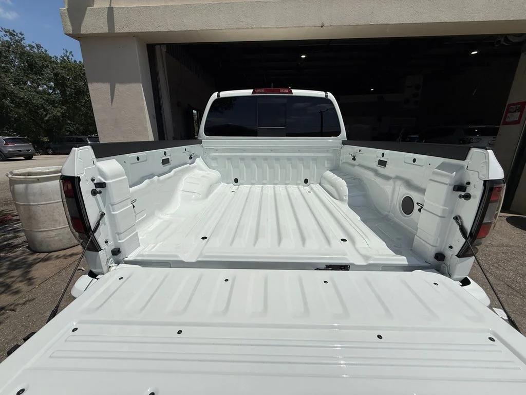 New 2026 White Nissan PRO-X image 19