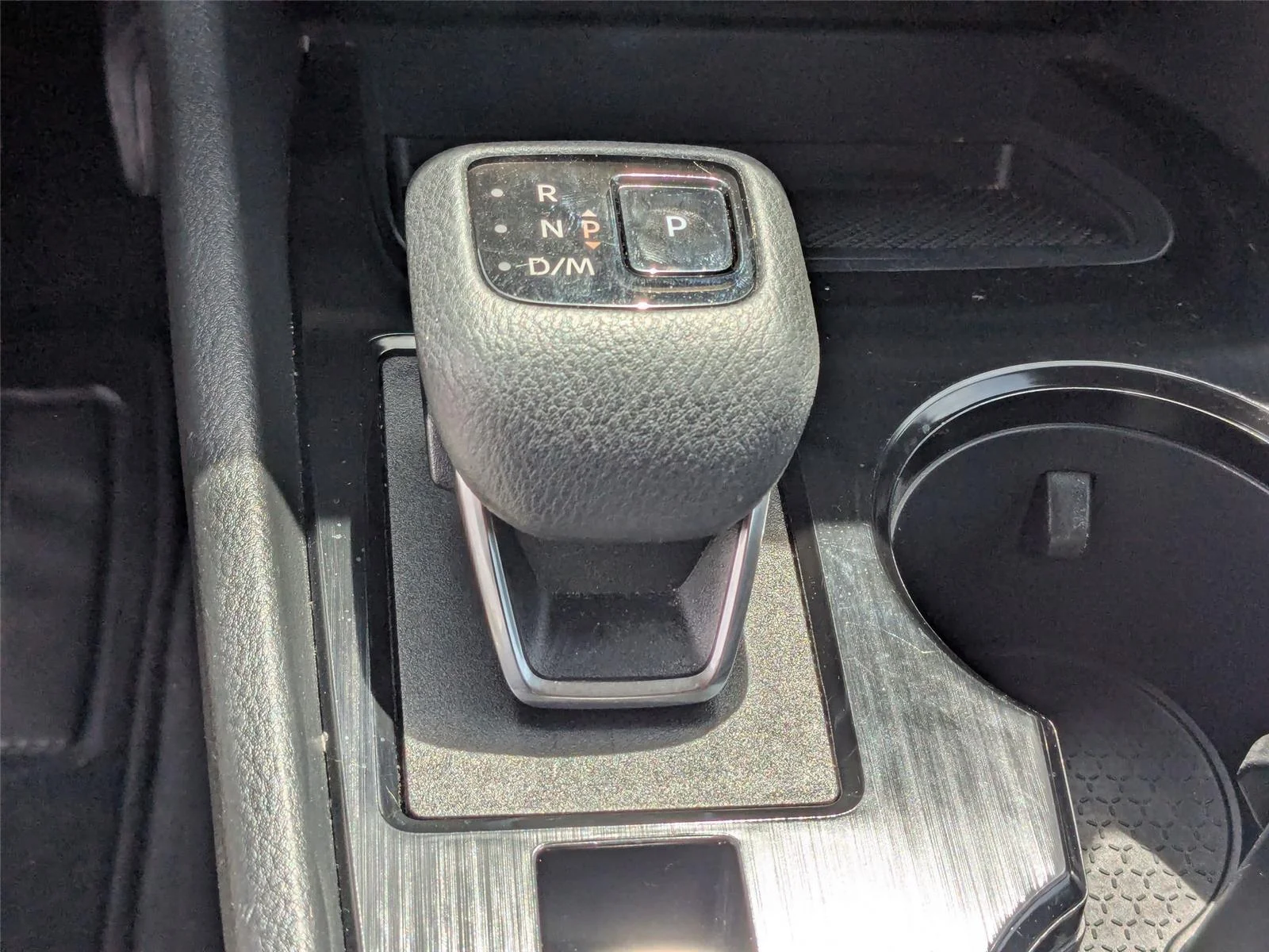 Used 2024 Everest White Pearl Nissan SV image 28