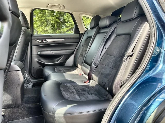 Used 2018 Blue Mazda Touring image 23
