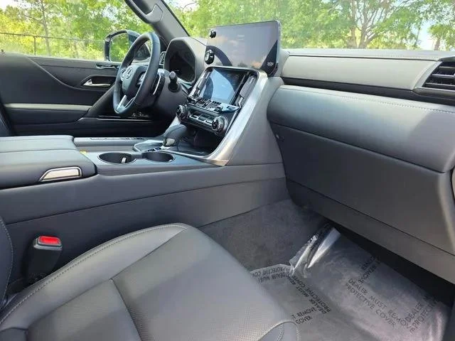 New 2026 Eminent White Pearl Lexus OVERTRAIL image 16