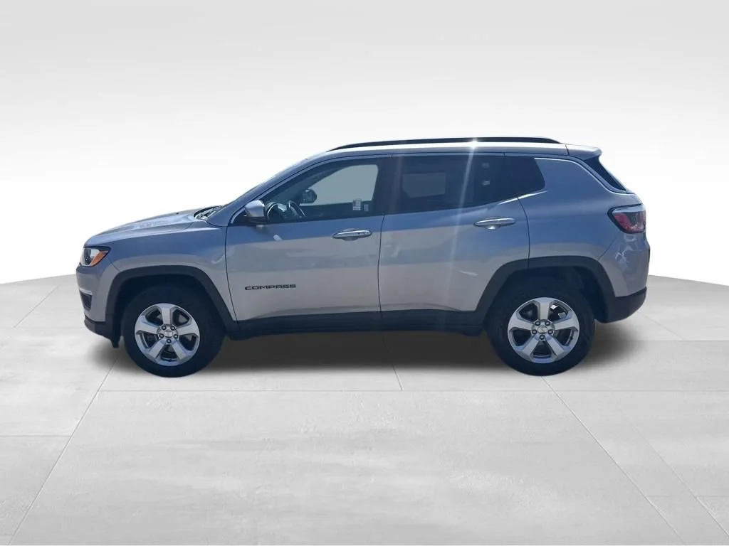 Used 2019 Jeep Compass Latitude with VIN 3C4NJDBB2KT850436 for sale in Oneida, NY