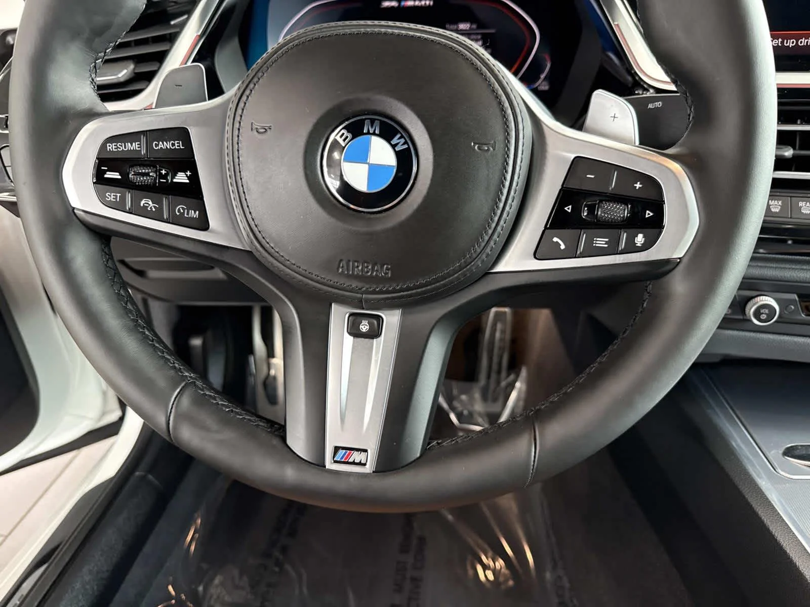 Used 2025 Alpine White BMW M40i image 17