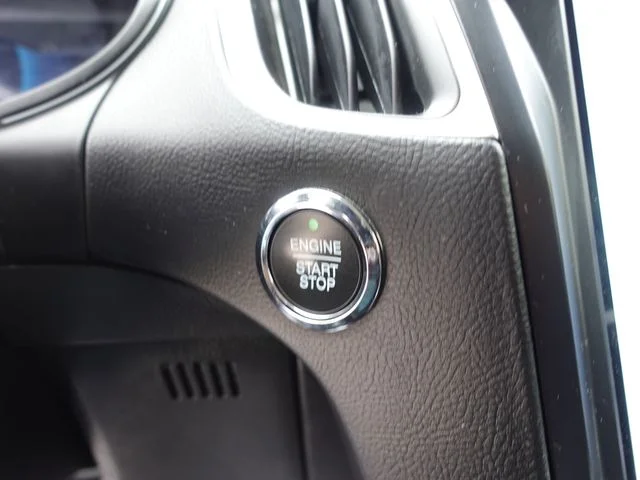 Used 2024 Blue Ford SEL image 19