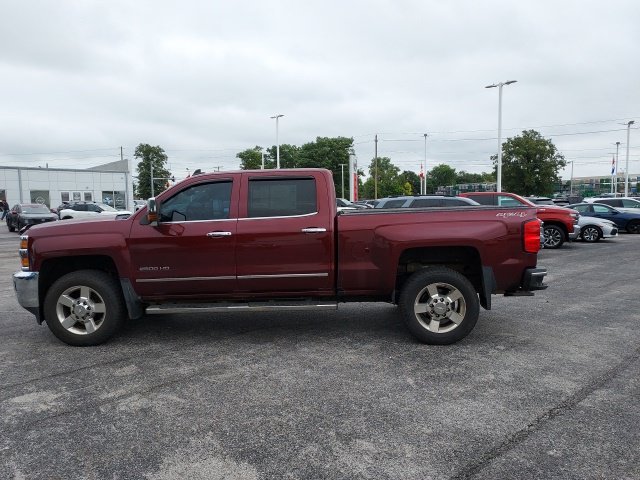 Used 2016 BUTTE RED METALLIC Chevrolet LTZ image 8