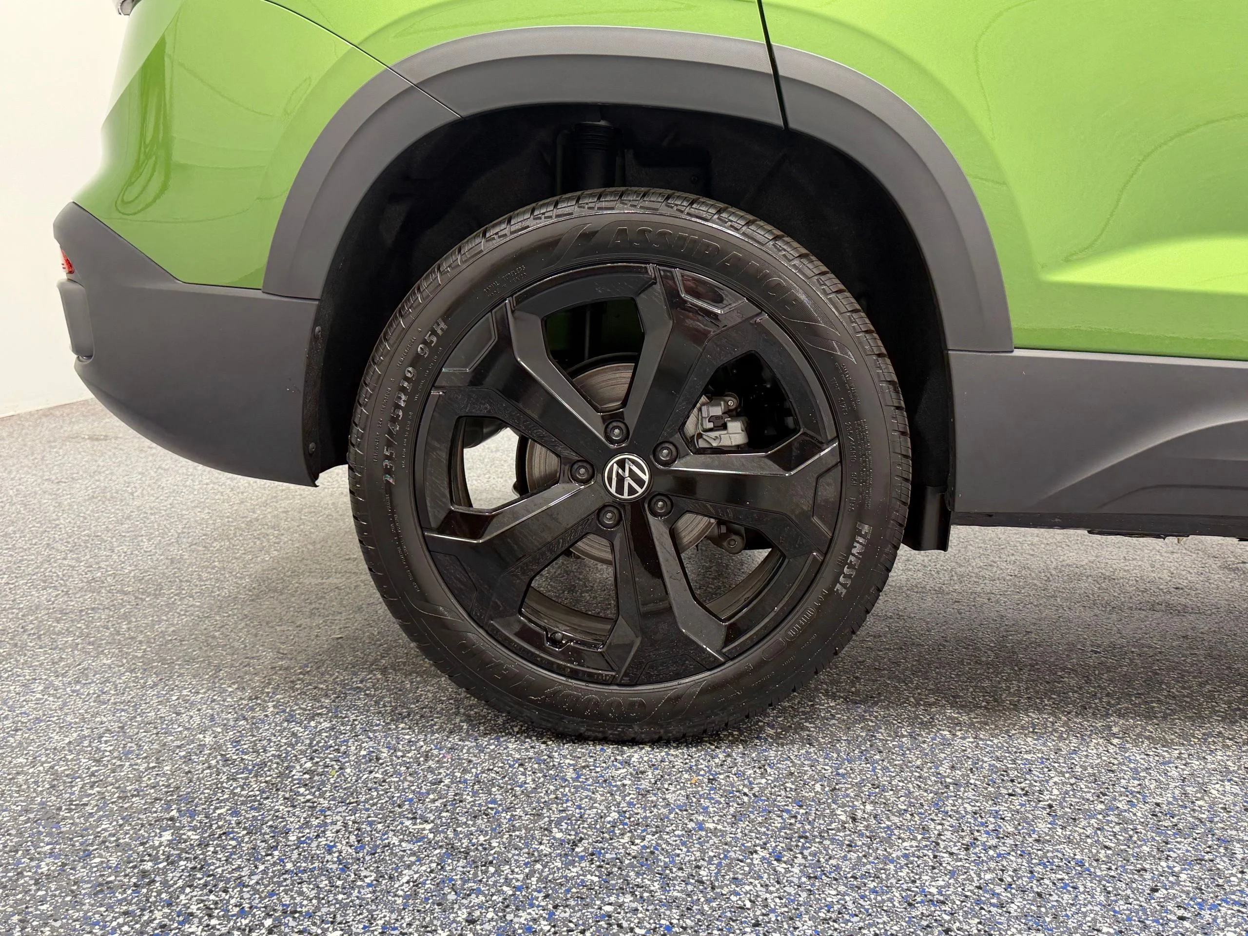 New 2026 Green Volkswagen 1.5T SE Black image 13