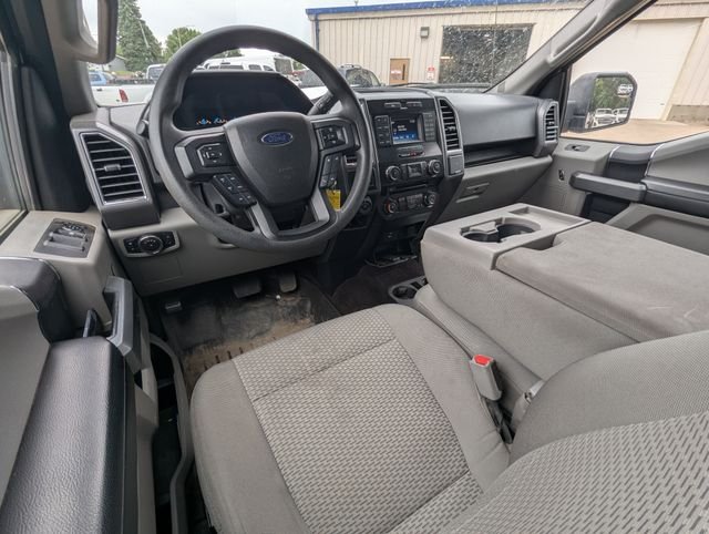 Used 2016 White Ford XLT image 2