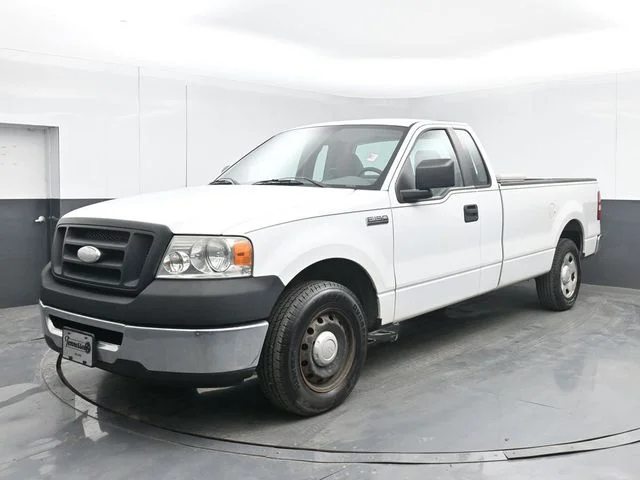 Used 2007 White Ford  image 9
