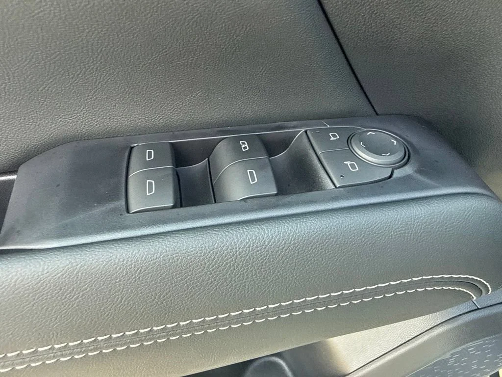 New 2027 Sterling Metallic GMC Elevation image 27