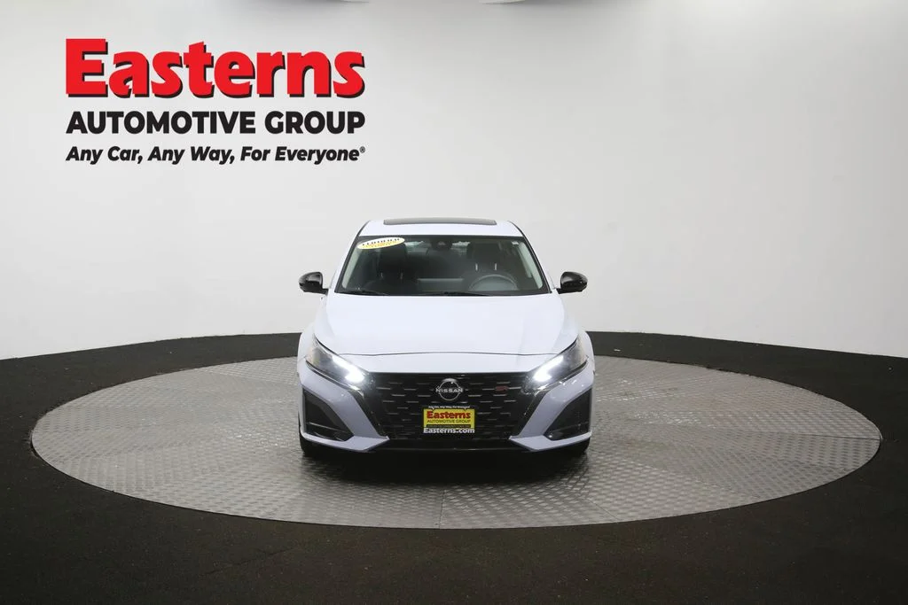 Used 2023 Gray Nissan 2.0 SR image 53