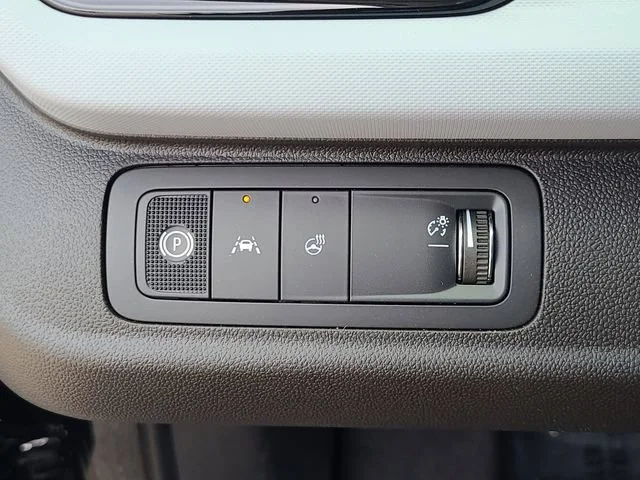 New 2027 Mosaic Black Metallic Chevrolet LT image 20