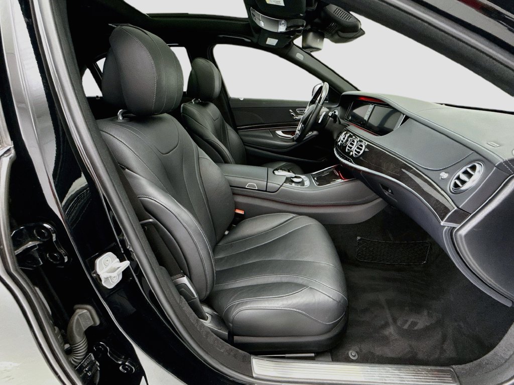 Used 2017 Black Mercedes-Benz S 550 image 19