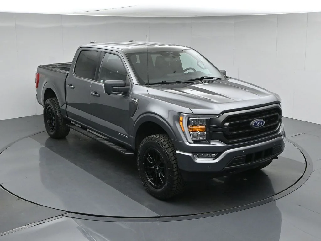 Used 2023 Gray Ford XLT image 41