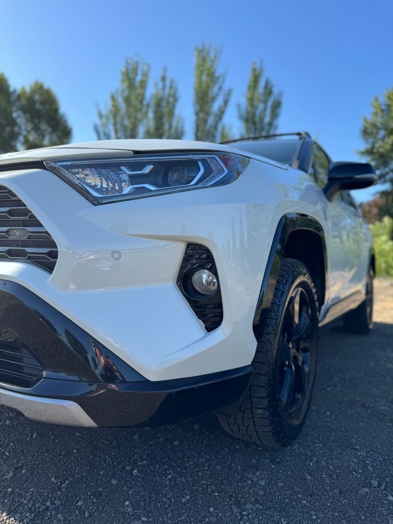 Used 2021 Blizzard Pearl Toyota XSE image 37