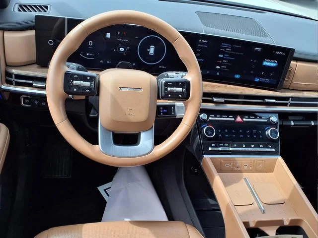 Used 2024 White Hyundai Limited image 15