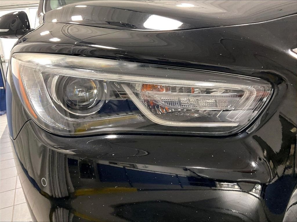 Used 2019 Black INFINITI LUXE image 34