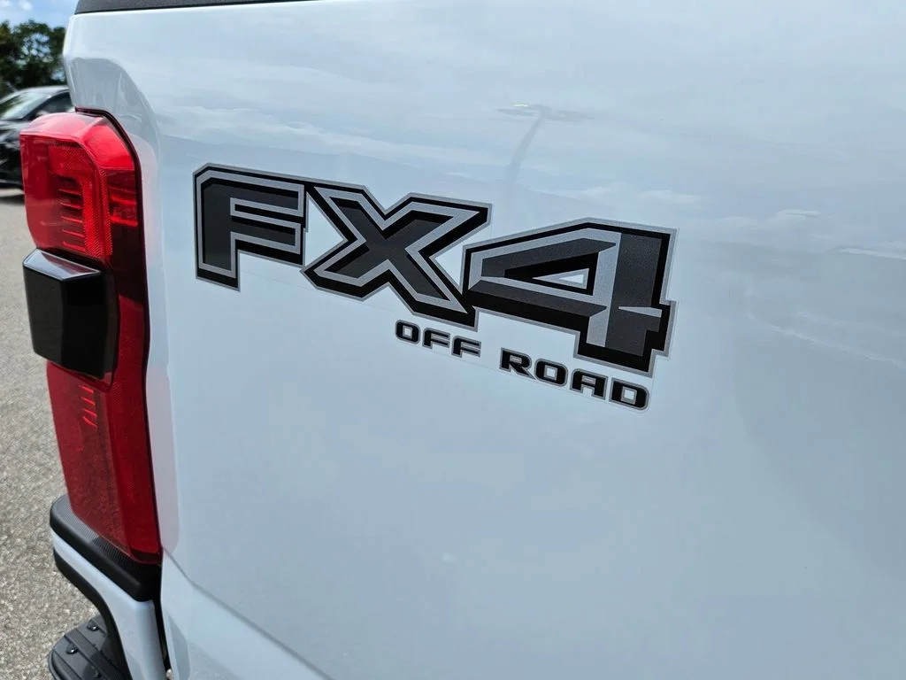 2026 Ford F-250 Super Duty XLT - Photo 41