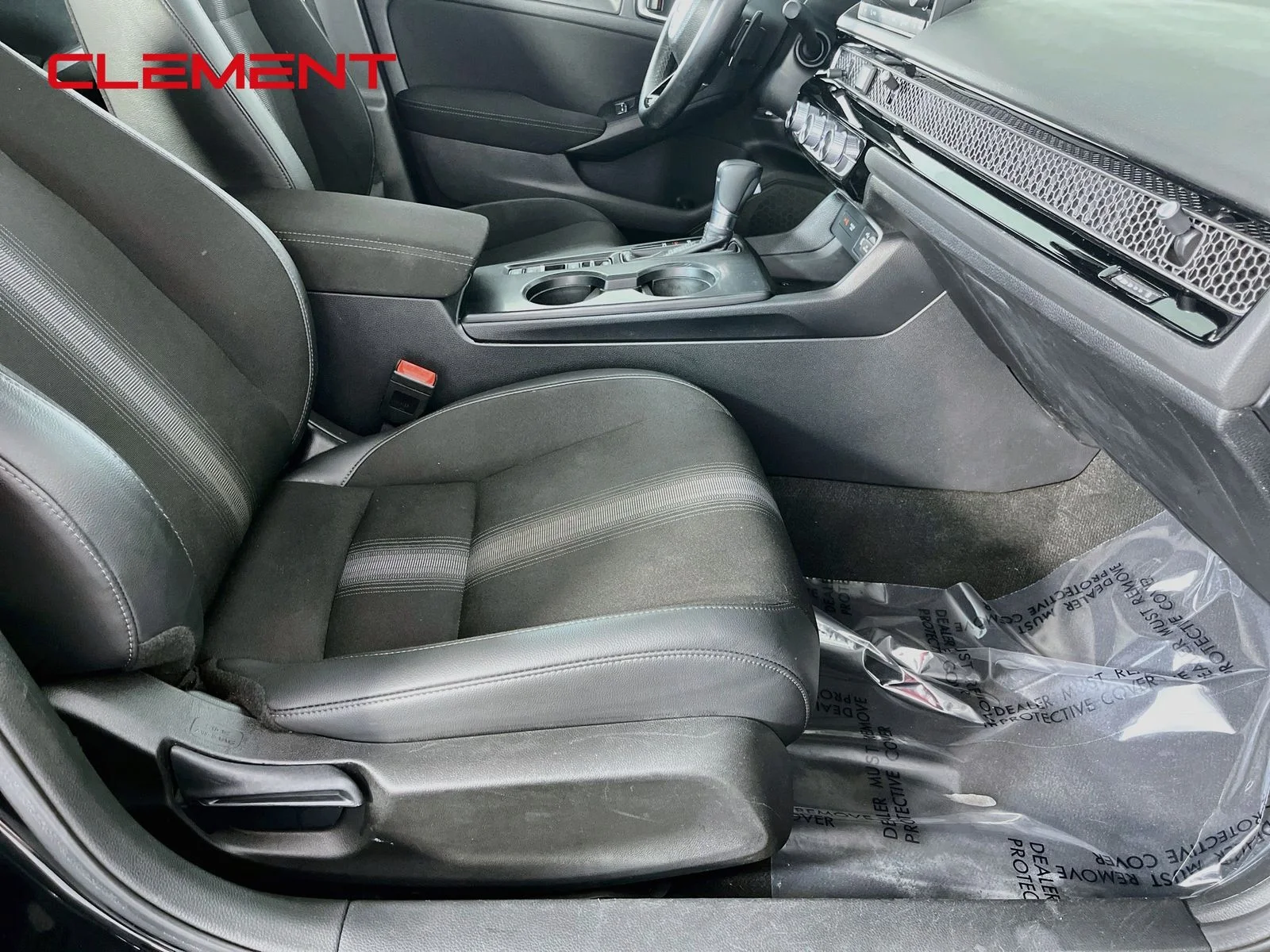 Used 2024  Honda Sport image 29