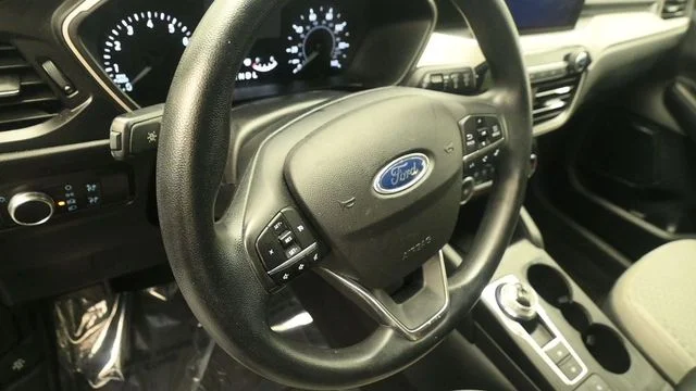 Certified Used 2020 Black Metallic Ford SE image 15